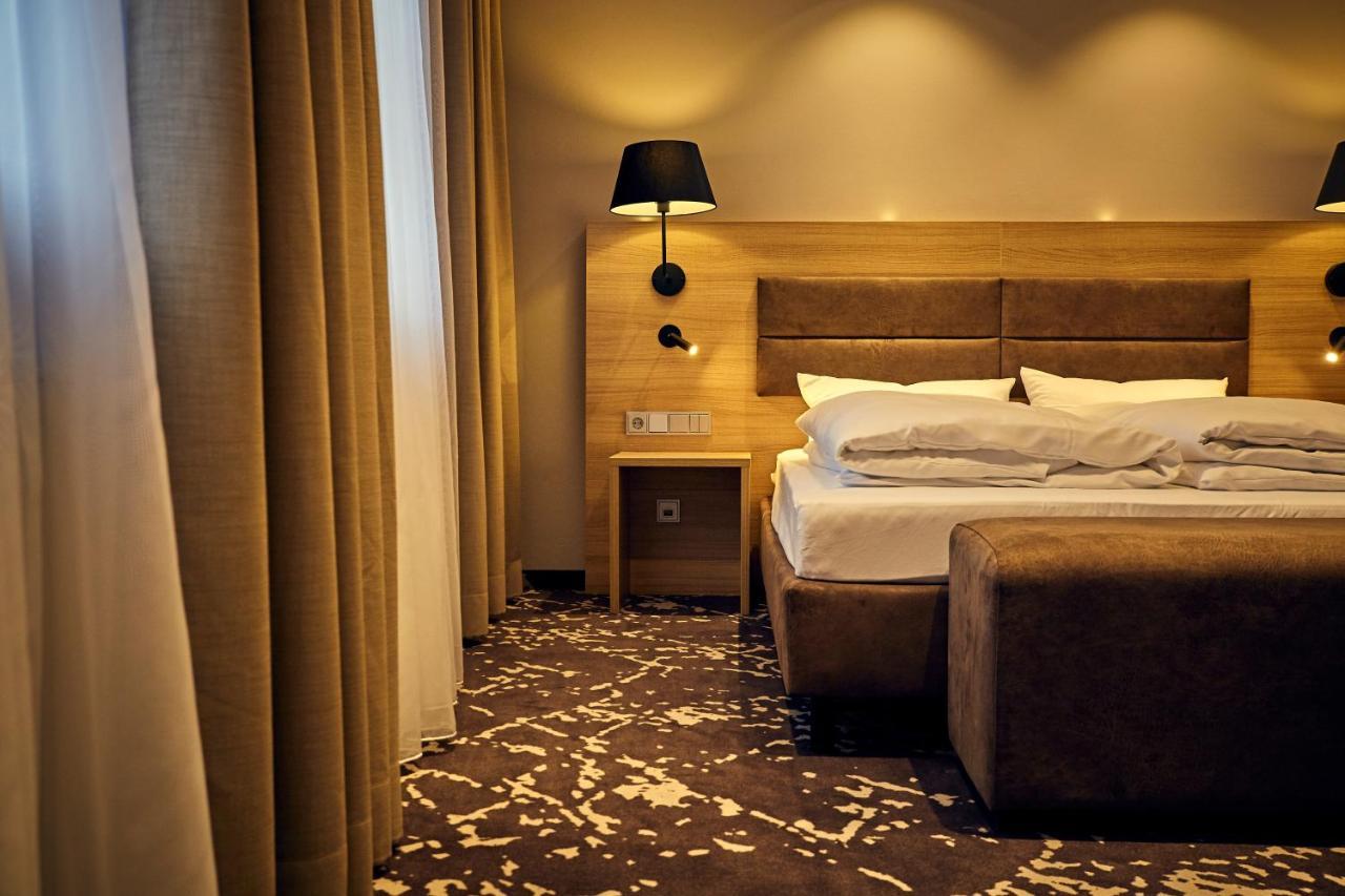 Bed&Breakfast Erber Ismaning Exterior foto